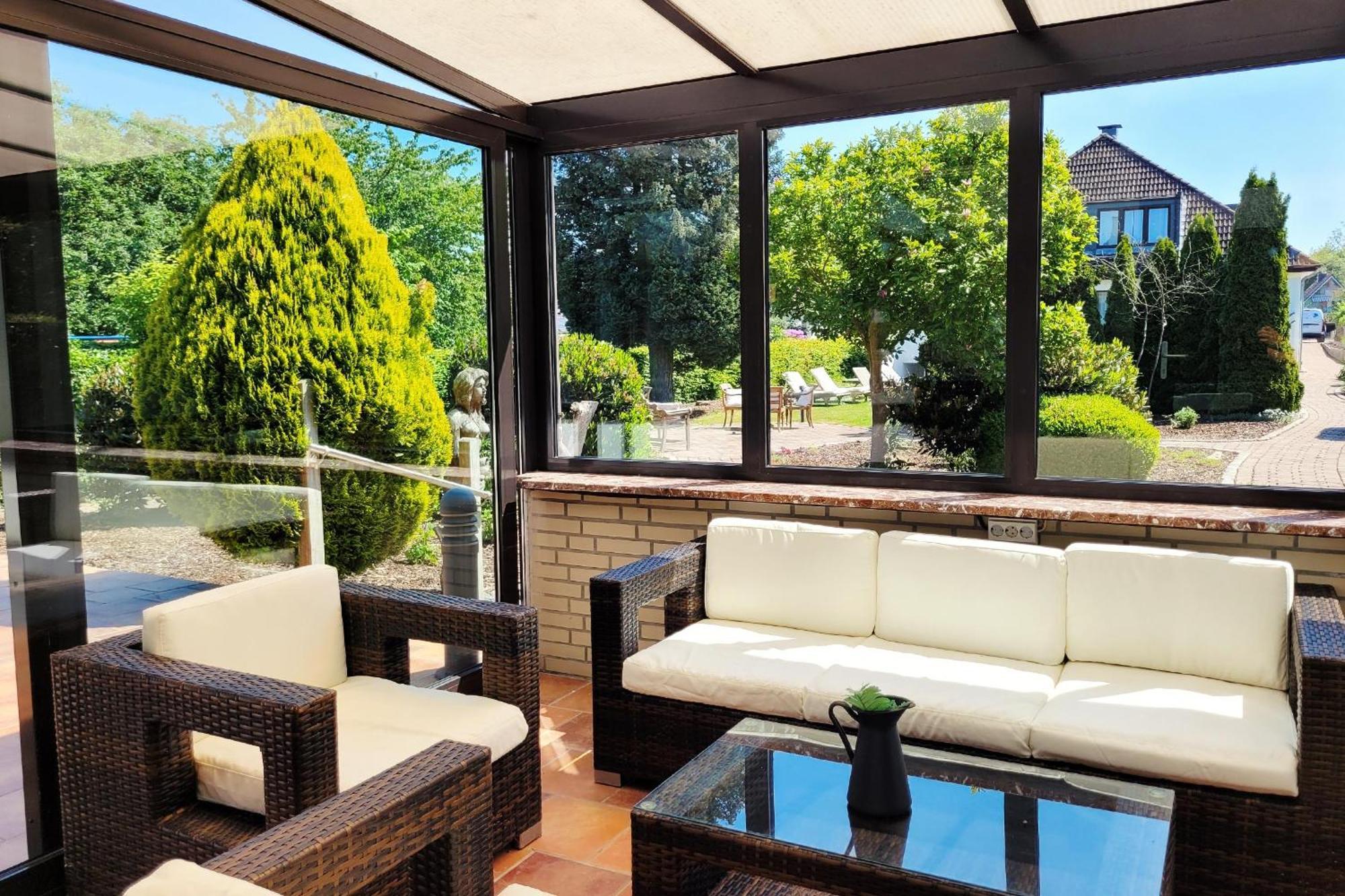 Nur 7 Gehminuten Zum Strand, Sehr Hochwertige Ferienwohnung Mit Terrasse In Ruhiger Lage, Inklusive Parkplatz Und Fahrradunterstellplatz Laesst Keine Wuensche Offen ชาร์บอยท์ซ ภายนอก รูปภาพ